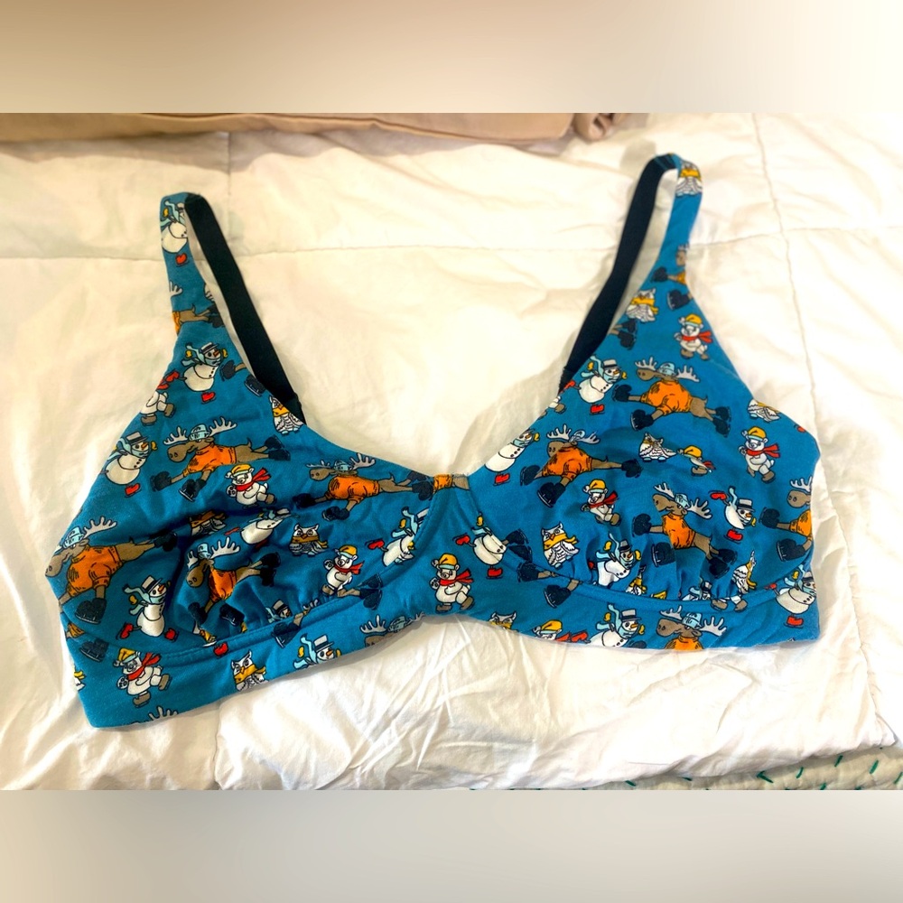 MeUndies 2x bralette winter themed